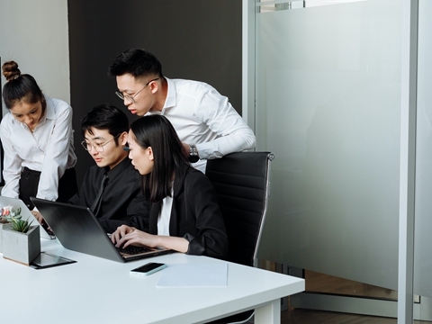 品牌與商標的區(qū)別：概念、法律與商業(yè)價值解析